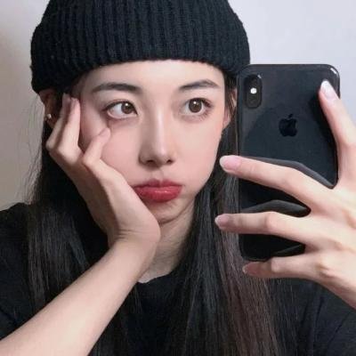 小雁与吴爱丽